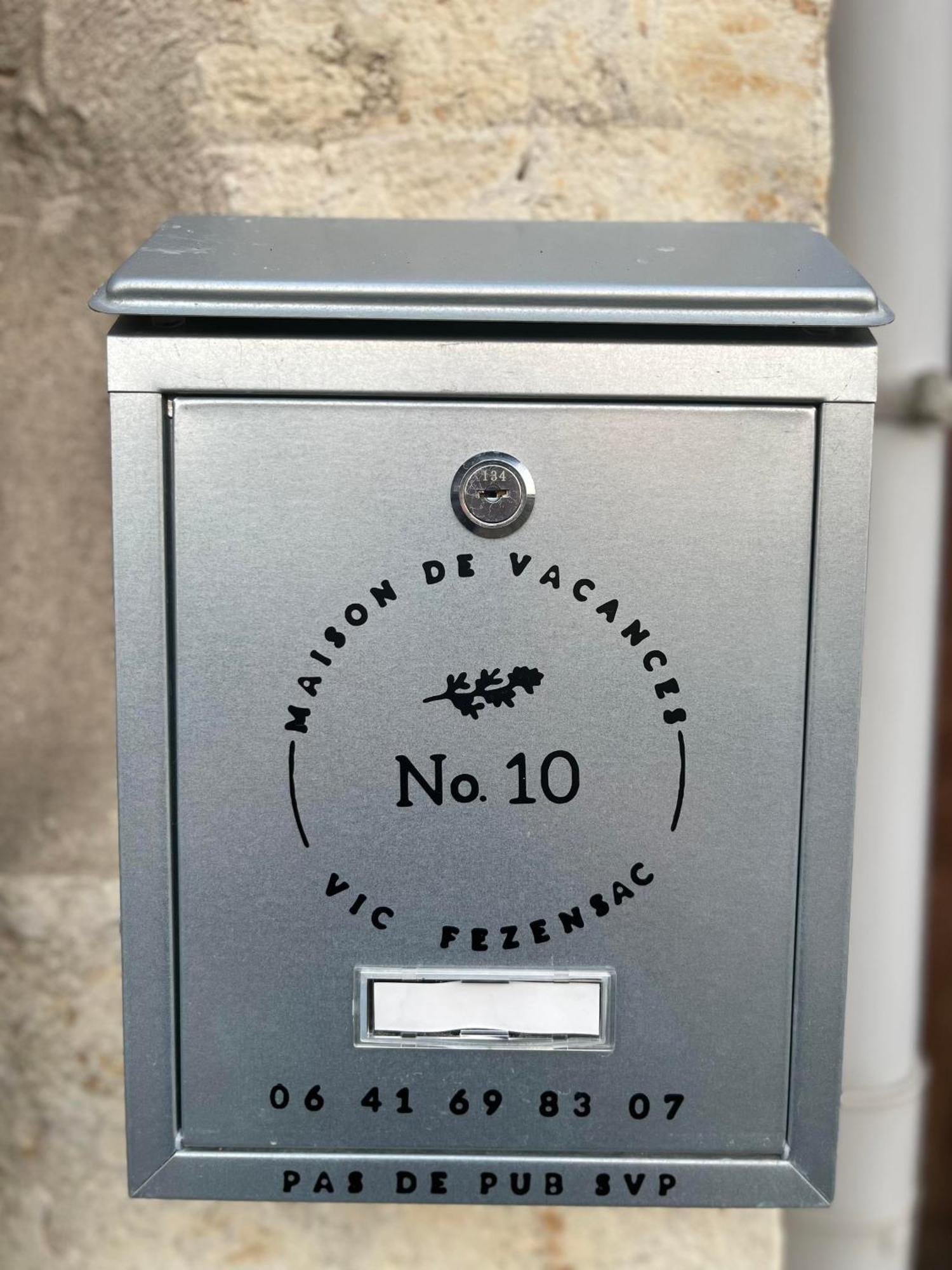 No 10 Vic Fezensac Villa Вик-Фезенсак Екстериор снимка